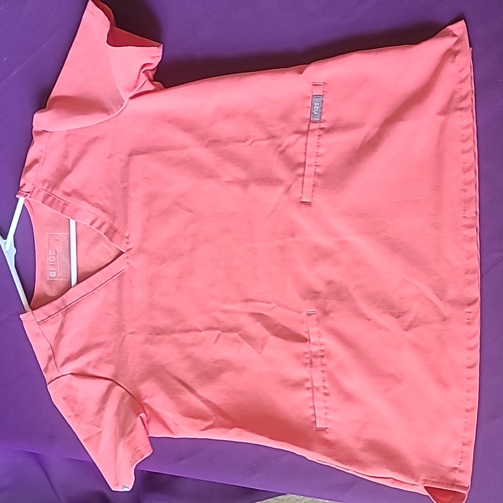 Figs coral casma top